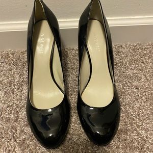 Nine West black patent high heels